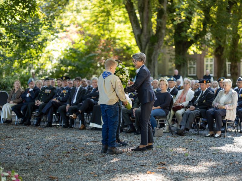 ../public/images/images/fotos/2023/Op Vleugels Der Vrijheid - 24 sept 2023 - 155.jpg